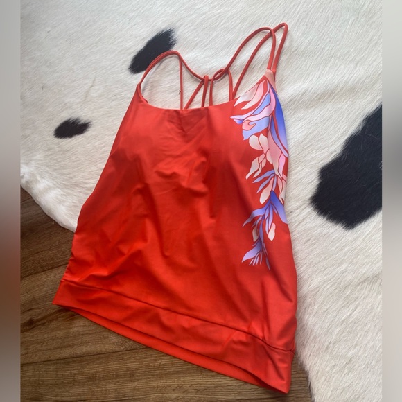 Athleta tankini top High Neck Maldives Swimsuit Top in Vermillion - Picture 3 of 9